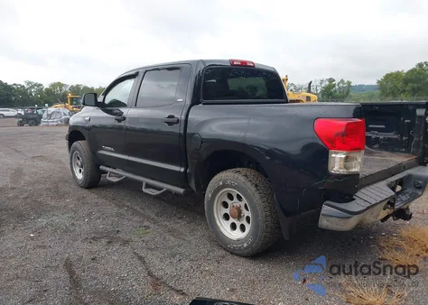 2010 Toyota Tundra Grade 5.7L V8 из США, поврежденный, VIN 5TFDY5F16AX098631